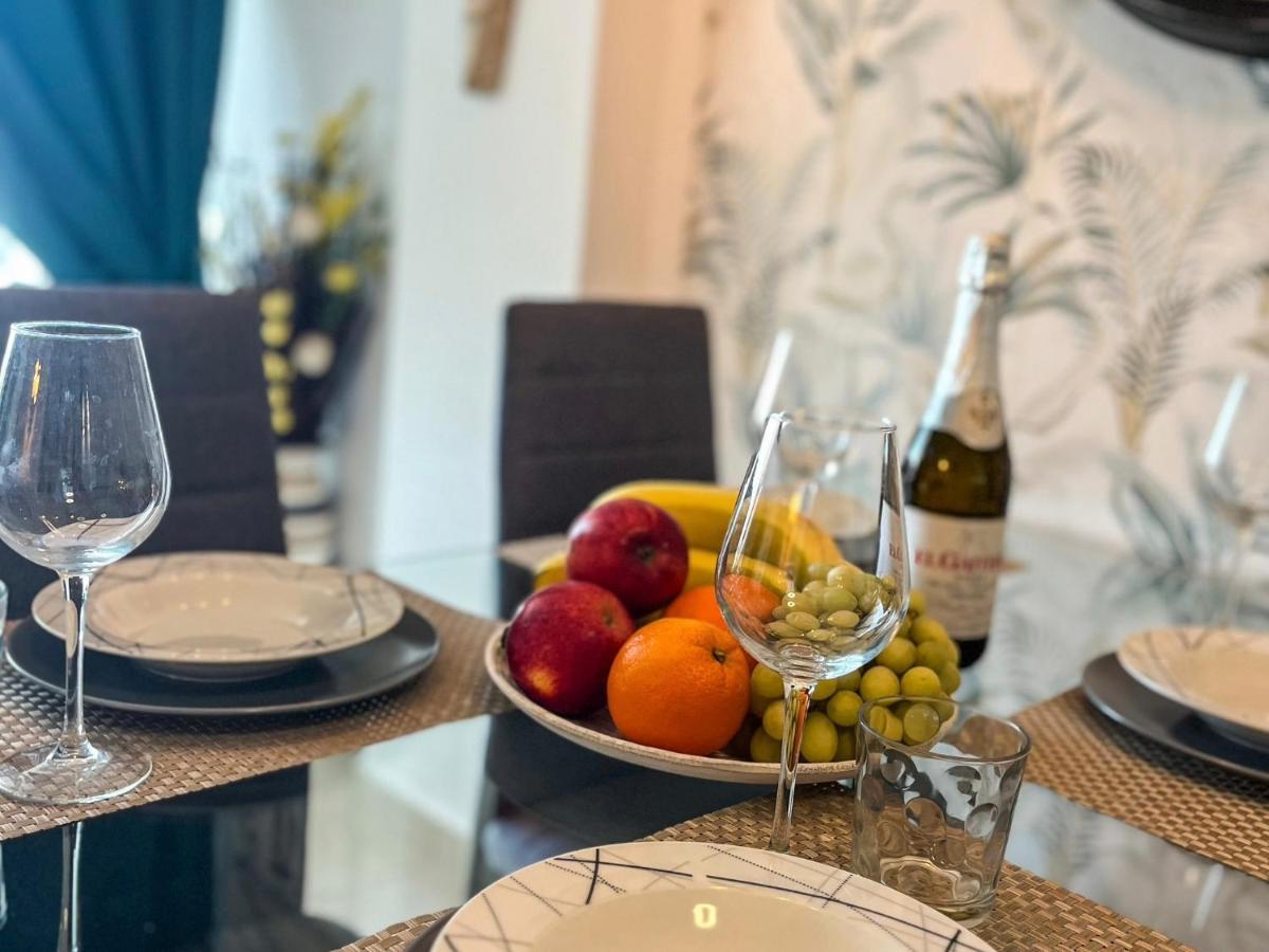 Luxory Dreamy Sunset, Seafront, Direct Access To The Promenade,Wifi,Pool,Free Parking Lejlighed Los Cristianos  Eksteriør billede