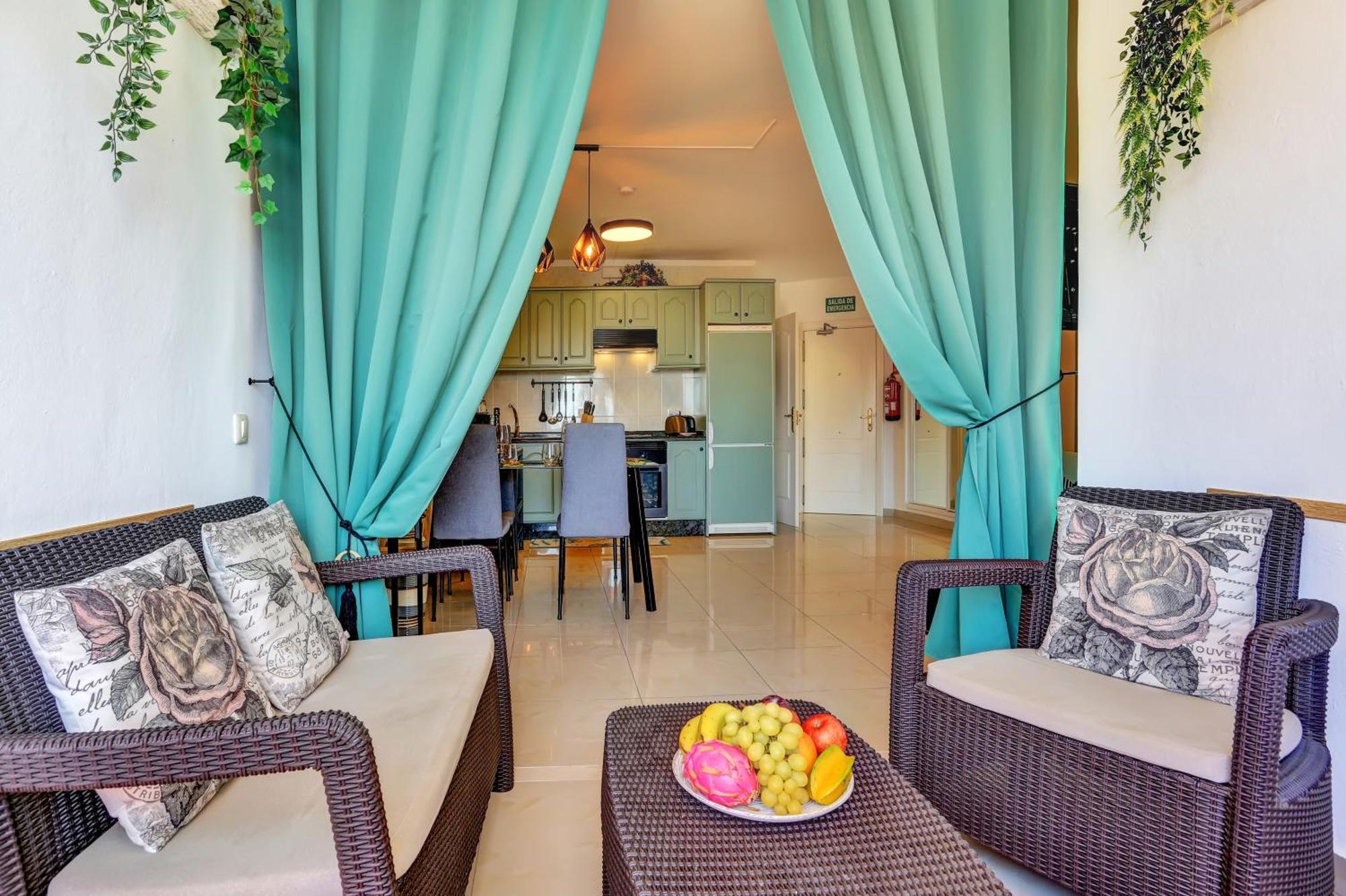Luxory Dreamy Sunset, Seafront, Direct Access To The Promenade,Wifi,Pool,Free Parking Lejlighed Los Cristianos  Eksteriør billede