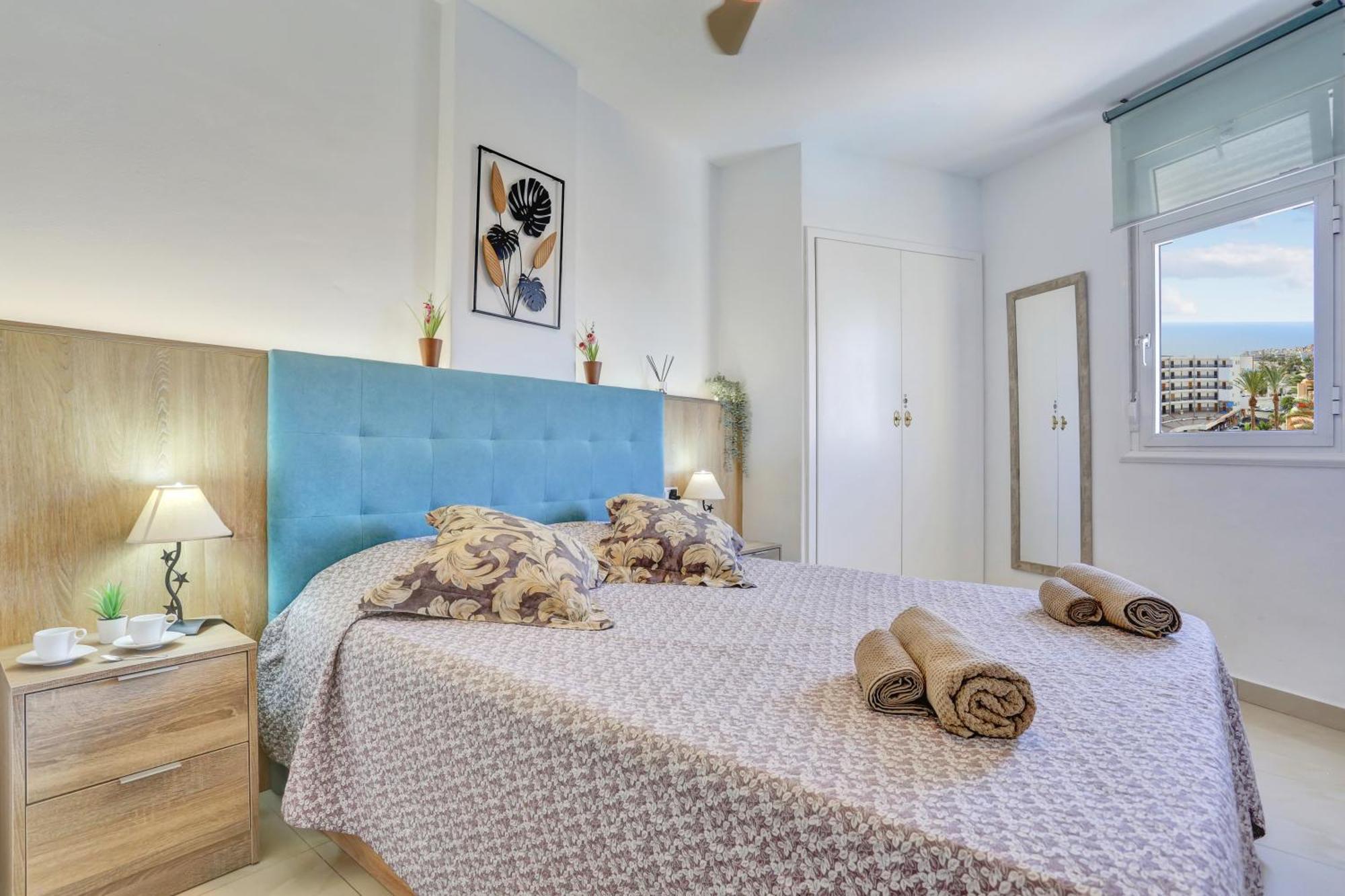 Luxory Dreamy Sunset, Seafront, Direct Access To The Promenade,Wifi,Pool,Free Parking Lejlighed Los Cristianos  Eksteriør billede